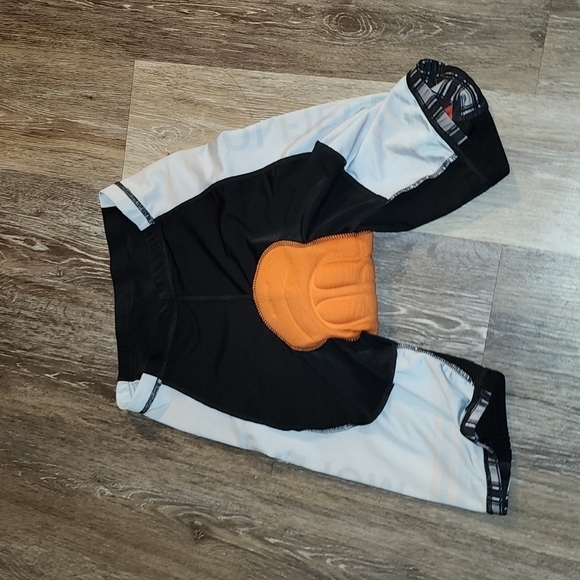 ♥️ Ciclyng short size  L - Picture 6 of 6
